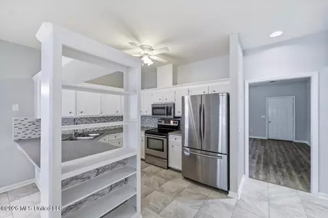 Kitchen - 214 Waterfall Way, Clinton, MS 39056 photo 2 of 3