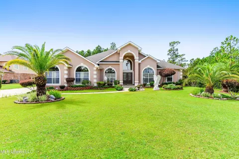 3199 Cypress Creek Dr, D'iberville, MS 39540