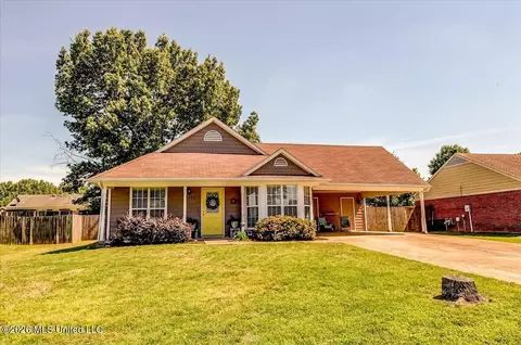 4203 Blackstone Dr, Horn Lake, MS 38637
