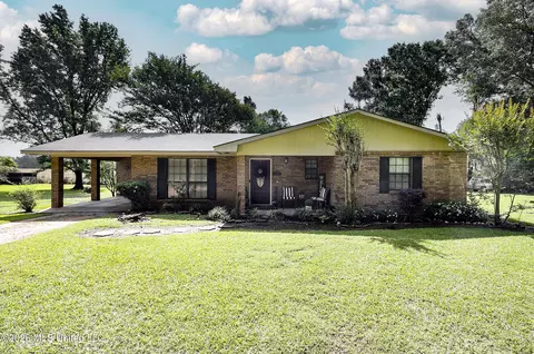 2476 Loyd Star Ln, Wesson, MS 39191