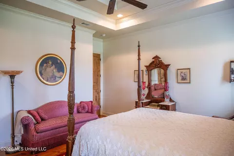 Bedroom - 10 Audubon Pl, Natchez, MS 39120 photo 1 of 7