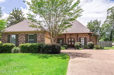10 Audubon Pl, Natchez, MS 39120