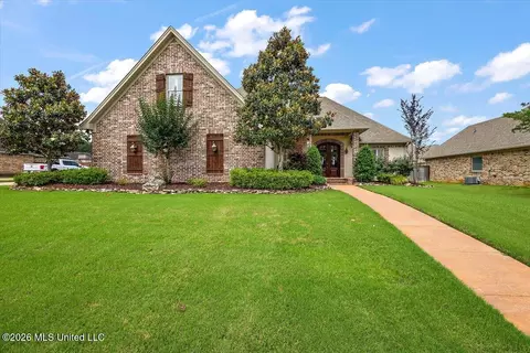 822 Osagian Cir, Brandon, MS 39042