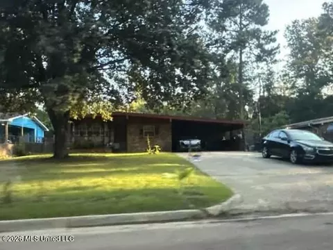 846 Berwood Dr, Jackson, MS 39206