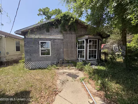 1807 34th Ave, Gulfport, MS 39501