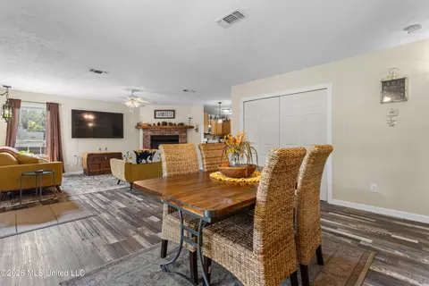 Dining - 19633 W Wortham Rd, Saucier, MS 39574 photo 2 of 2