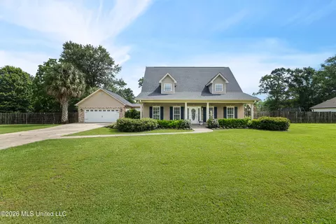 18 Julieanne Dr, Carriere, MS 39426