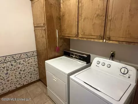 Other - 340 Hanley Cir, Brandon, MS 39047 photo 7 of 11