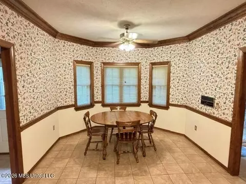 Dining - 340 Hanley Cir, Brandon, MS 39047 photo 1 of 3
