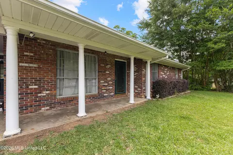 Exterior - 1005 Short St, Wesson, MS 39191 photo 4 of 6