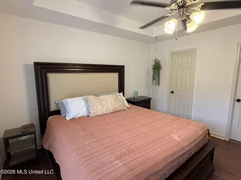 Bedroom - 306 Silverleaf Cv, Brandon, MS 39047 photo 1 of 4