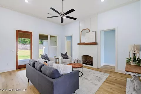 Living - 169 Cornerstone Dr, Brandon, MS 39042 photo 1 of 2