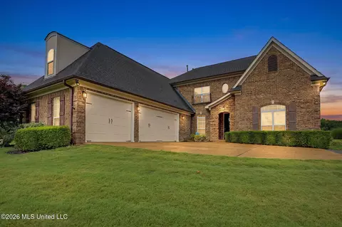 39 Winter Oaks Dr, Lamar, MS 38642
