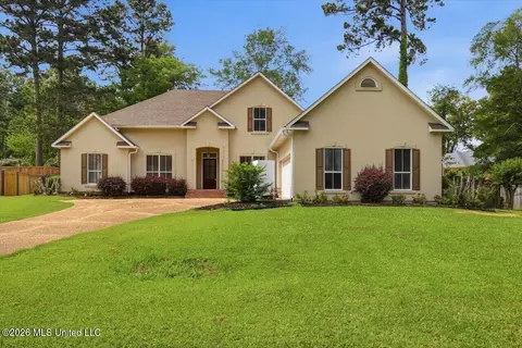 122 Highwoods Blvd, Madison, MS 39110