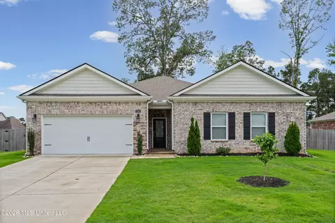 2397 Hyacinth Ln, Hernando, MS 38632