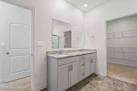 Entry Way - 2397 Hyacinth Ln, Hernando, MS 38632 photo 2 of 2