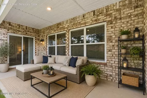 Exterior - 2397 Hyacinth Ln, Hernando, MS 38632 photo 3 of 7
