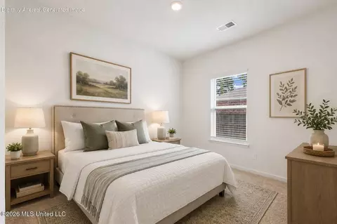 Bedroom - 2397 Hyacinth Ln, Hernando, MS 38632 photo 4 of 9