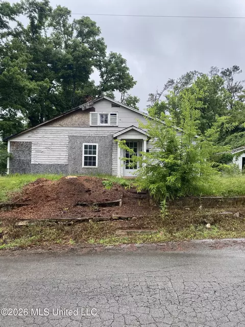501 S Jackson St, Ripley, MS 38663