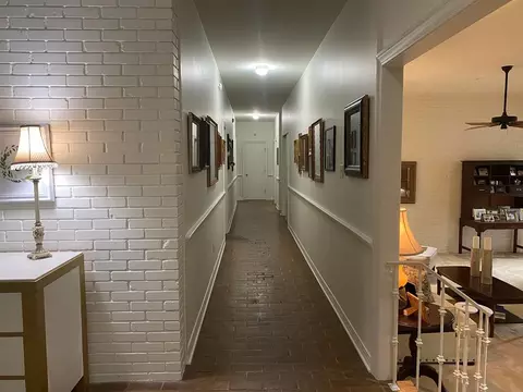 Entry Way - 1605 Lissa Dr, Mccomb, MS 39648 photo 1 of 2
