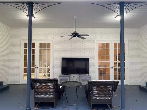 Exterior - 1605 Lissa Dr, Mccomb, MS 39648 photo 9 of 15
