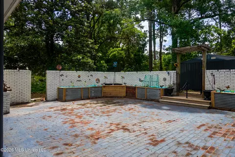 Exterior - 1605 Lissa Dr, Mccomb, MS 39648 photo 10 of 15
