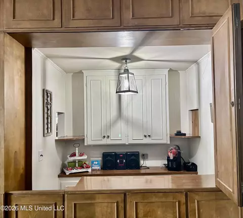 Kitchen - 1605 Lissa Dr, Mccomb, MS 39648 photo 3 of 3