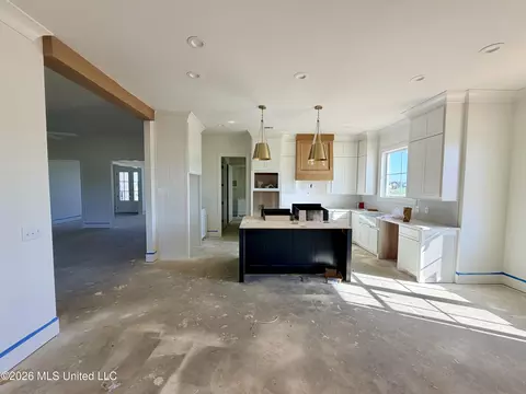 Kitchen - 930 Mulberry Dr, Brandon, MS 39047 photo 3 of 4