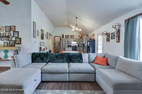 Other - 5969 Sycamore Dr, Hernando, MS 38632 photo 3 of 9