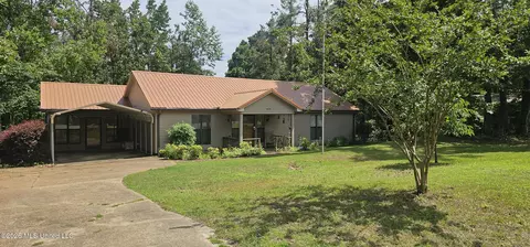 405 Chickasaw Rd, Pope, MS 38658