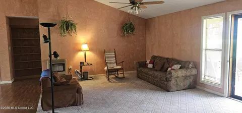 Living - 405 Chickasaw Rd, Pope, MS 38658 photo 1 of 2