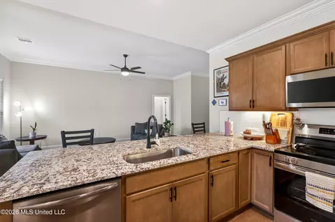 Kitchen - 4 Sylvia Cv, Long Beach, MS 39560 photo 4 of 4
