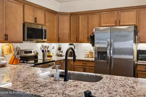 Kitchen - 4 Sylvia Cv, Long Beach, MS 39560 photo 2 of 4
