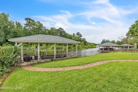 Exterior - 401 Northwind Dr, Brandon, MS 39047 photo 9 of 14
