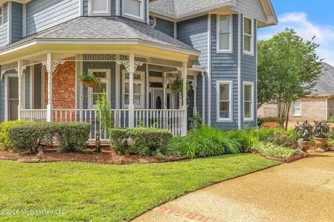 Exterior - 401 Northwind Dr, Brandon, MS 39047 photo 4 of 14