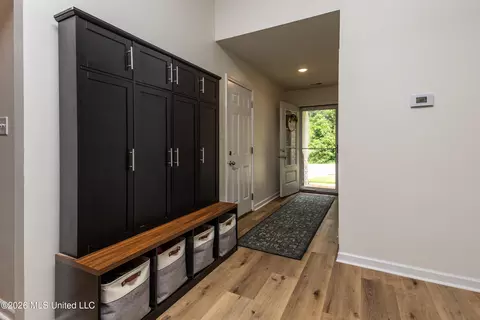 Entry Way - 235 Magnolia Hts Dr, Hernando, MS 38632 photo 1 of 3