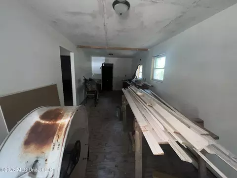 Entry Way - 8317 Barron Rd, Moss Point, MS 39562 photo 2 of 3