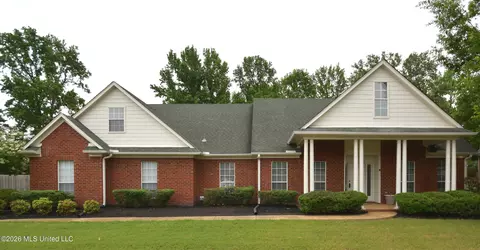 Exterior - 616 Ridge View Dr, Hernando, MS 38632 photo 6 of 6