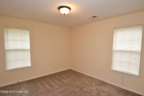 Bedroom - 616 Ridge View Dr, Hernando, MS 38632 photo 3 of 4