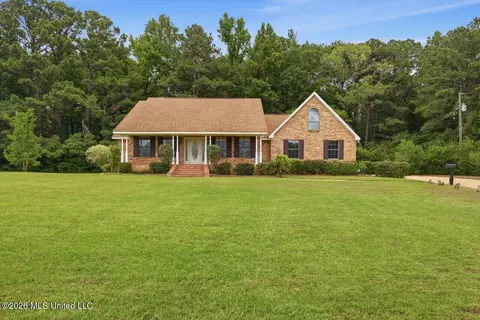 855 Bethel Rd, Brandon, MS 39042