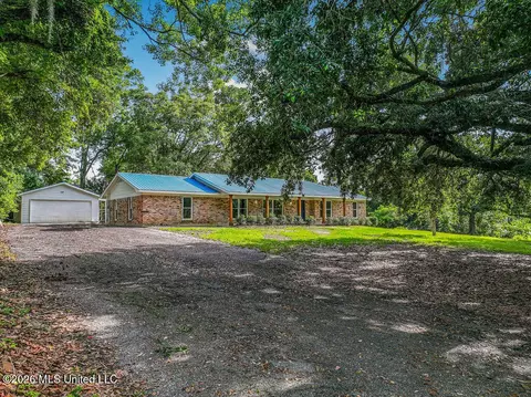 Exterior - 4024 Castenera Ave, Moss Point, MS 39563 photo 6 of 9
