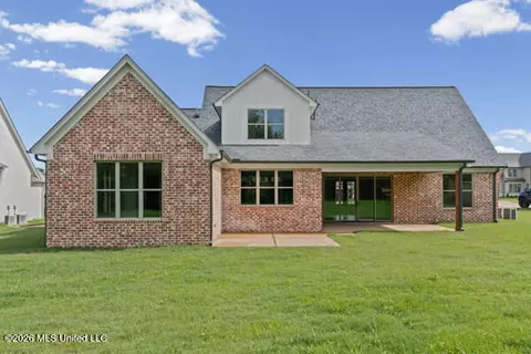 Exterior - 5416 Grayson Way, Hernando, MS 38632 photo 6 of 6