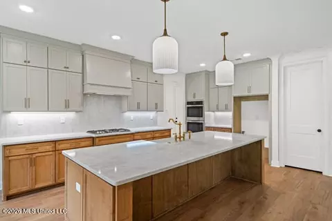 Kitchen - 5416 Grayson Way, Hernando, MS 38632 photo 1 of 3