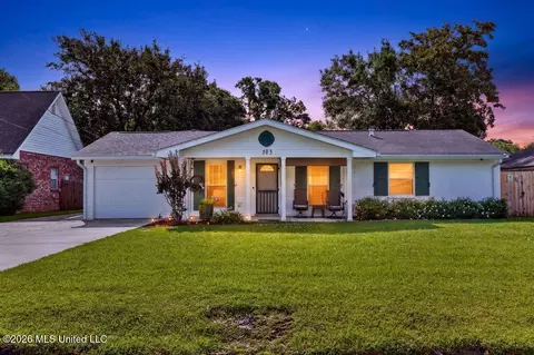 103 Harry St, Bay Saint Louis, MS 39520