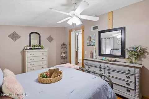 Bedroom - 718 S College St, Brandon, MS 39042 photo 6 of 6