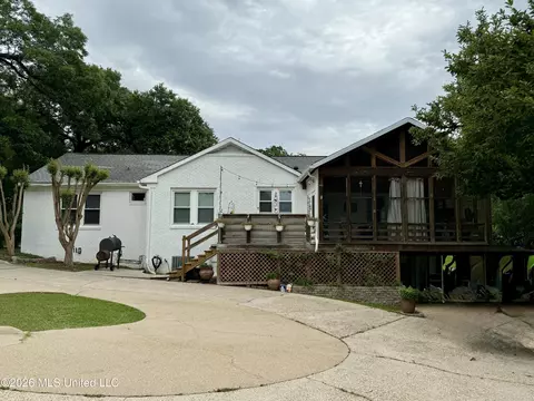 Other - 718 S College St, Brandon, MS 39042 photo 15 of 22