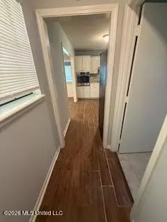 Entry Way - 468 Pine Ridge Dr, Madison, MS 39110 photo 1 of 2