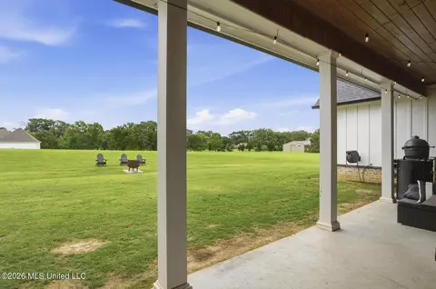 Exterior - 120 Winchester Dr, Flora, MS 39071 photo 10 of 11