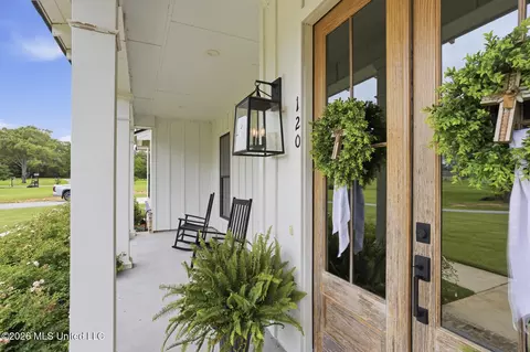 Exterior - 120 Winchester Dr, Flora, MS 39071 photo 4 of 11