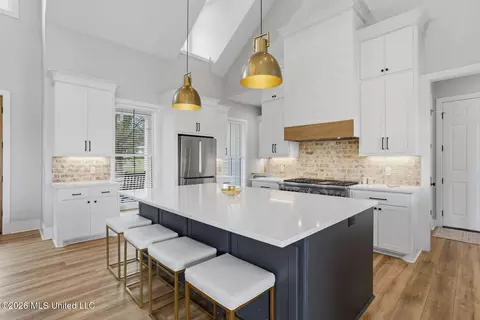 Kitchen - 120 Winchester Dr, Flora, MS 39071 photo 2 of 8